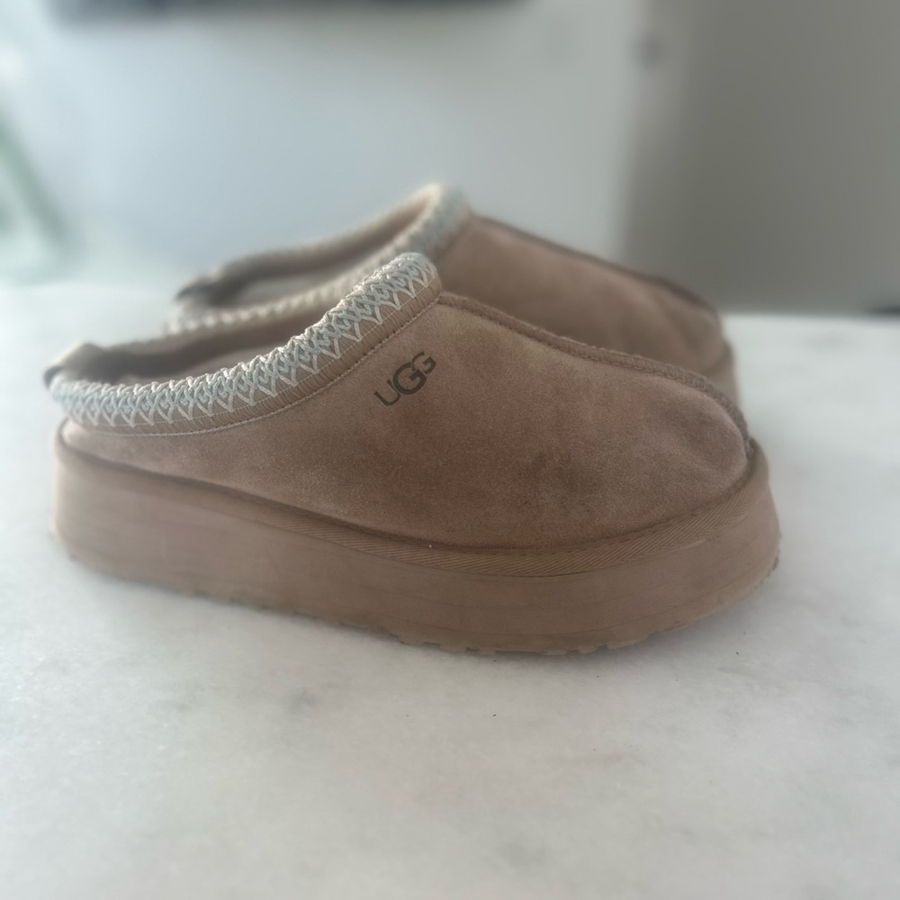UGG Sand Womens Tazz II